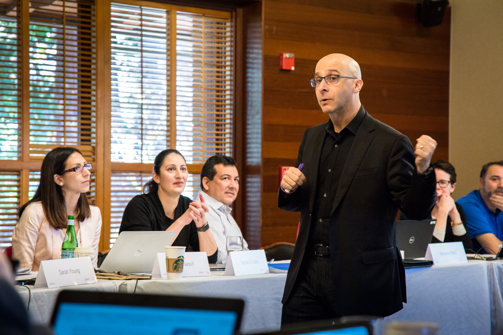 Image of Rob Siegel leading a case discussion.