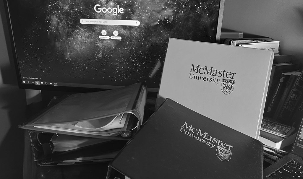 McMaster binders with monitor